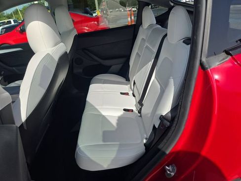 Used 2023 Tesla Model Y Long Range AWD/4WD image 11