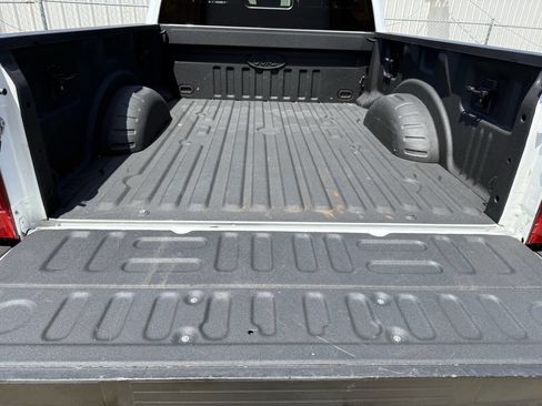 Used 2022 Ford F250 Lariat image 8