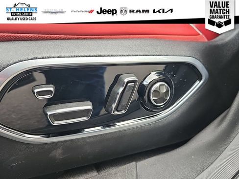 Used 2024 Jeep Wagoneer Launch Edition AWD/4WD image 20
