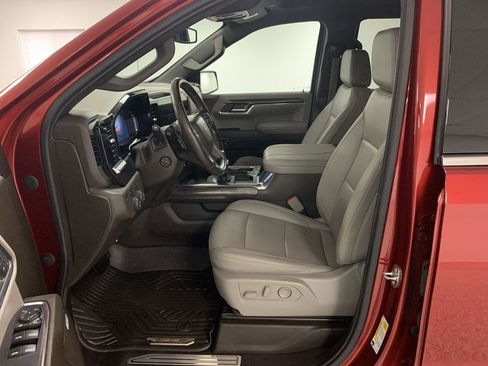 Used 2023 Chevrolet Silverado 1500 LTZ AWD/4WD image 10