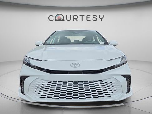 Certified 2025 Toyota Camry XSE w/ Premium Package AWD/4WD image 8