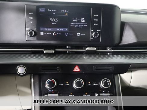 Used 2022 Kia Carnival LX FWD image 7