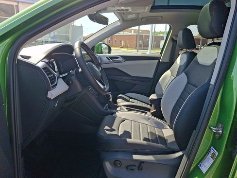 New 2026 Volkswagen Taos SEL AWD/4WD image 7
