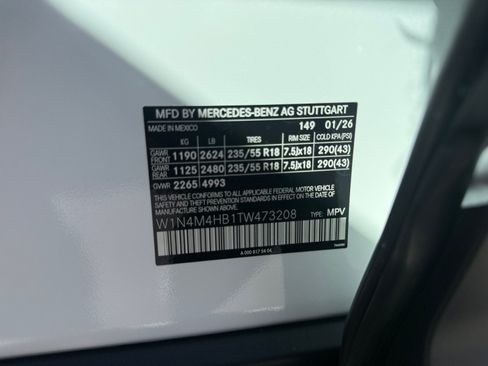 New 2026 Mercedes-Benz GLB 250 4MATIC image 25