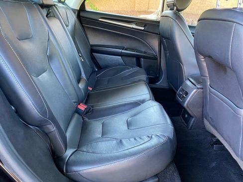 Used 2020 Ford Fusion Titanium AWD/4WD image 46