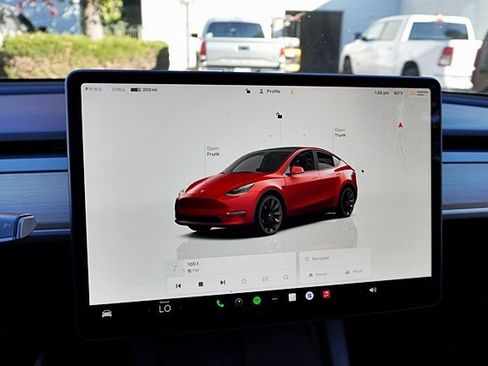 Used 2023 Tesla Model Y Long Range image 25