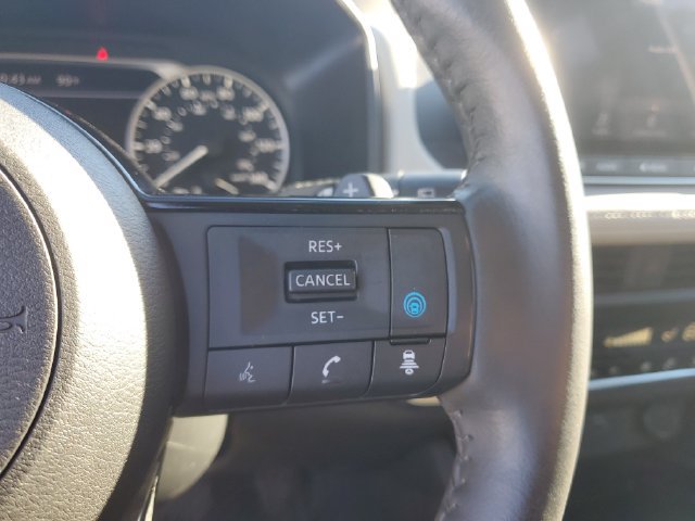 Certified 2023 Nissan Rogue SV w/ SV Premium B Package FWD image 17