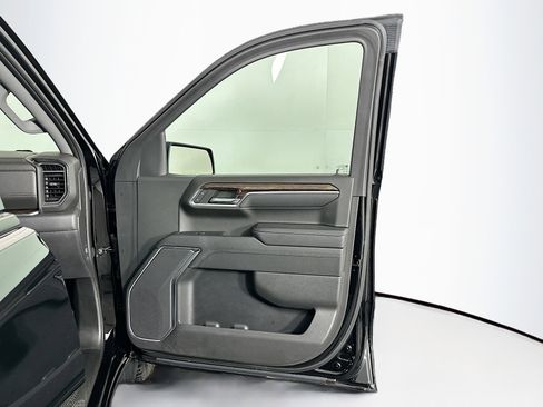 Used 2023 GMC Sierra 1500 Elevation image 31