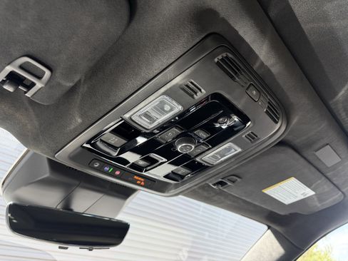 Used 2025 Cadillac Escalade V AWD/4WD image 29