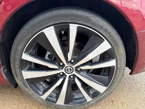 Used 2021 Nissan Altima 2.5 SR FWD image 39