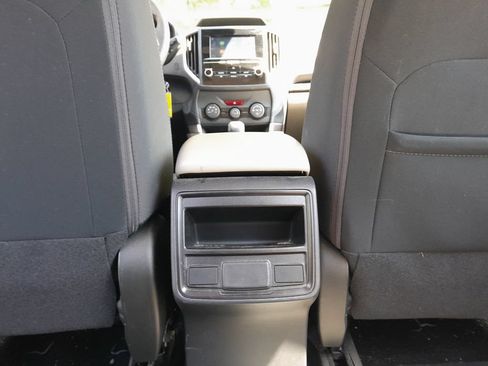 Used 2023 Subaru Forester AWD/4WD image 31