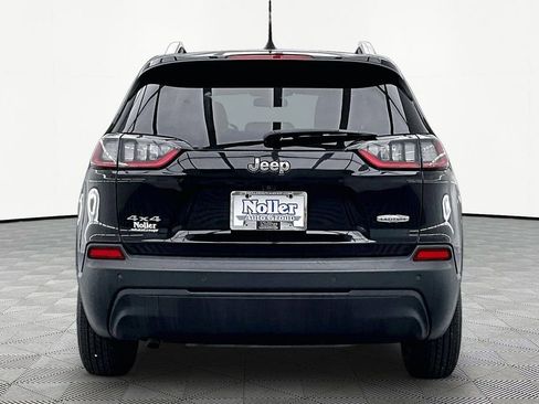 Used 2019 Jeep Cherokee Latitude Plus image 4