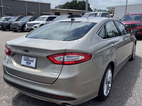 Used 2015 Ford Fusion SE w/ Equipment Group 202A FWD image 3
