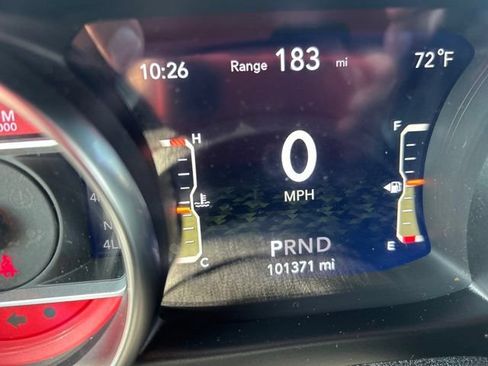 Used 2021 Jeep Wrangler Unlimited Sahara AWD/4WD image 12