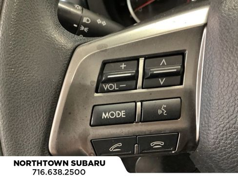 Used 2015 Subaru Forester 2.5i Premium w/ All-Weather Package AWD/4WD image 17