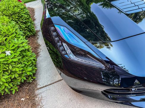 Used 2018 Chevrolet Corvette Stingray Coupe w/ 2LT Preferred Equipment Group image 17