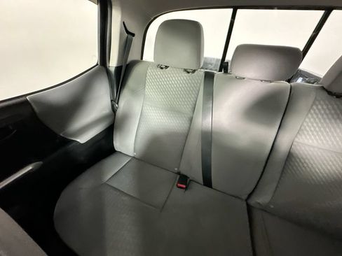 Used 2021 Toyota Tacoma SR5 AWD/4WD image 12