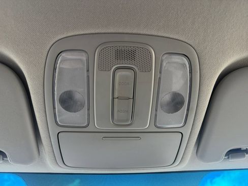 Used 2018 Kia Soul + FWD image 20