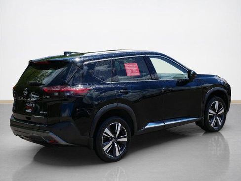 Certified 2023 Nissan Rogue SL w/ SL Premium Package AWD/4WD image 3