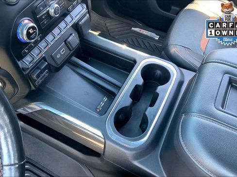 Used 2020 GMC Sierra 2500 AT4 w/ Technology Package image 17