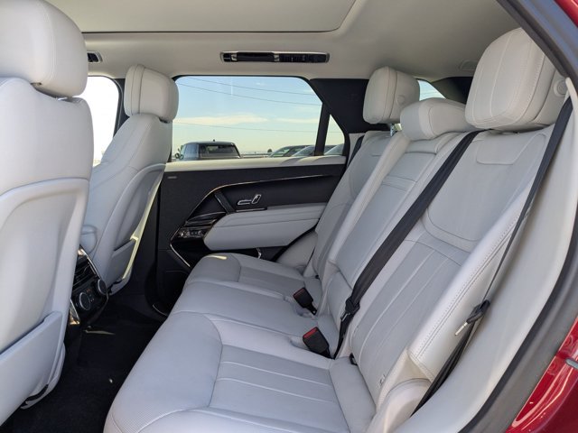 Used 2023 Land Rover Range Rover Sport SE AWD/4WD image 15