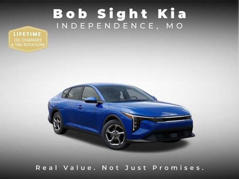 New 2026 Kia K4 LXS image 8