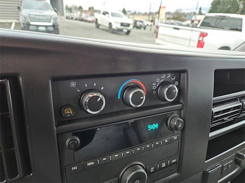 Used 2024 GMC Savana 2500 w/ Driver Convenience Package image 20