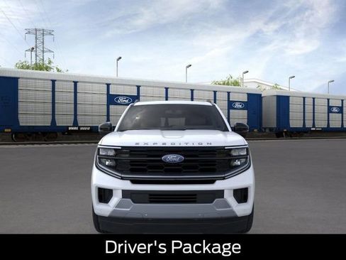 New 2025 Ford Expedition Max Platinum w/ Platinum Ultimate Package image 6