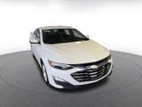 Used 2024 Chevrolet Malibu LT image 3