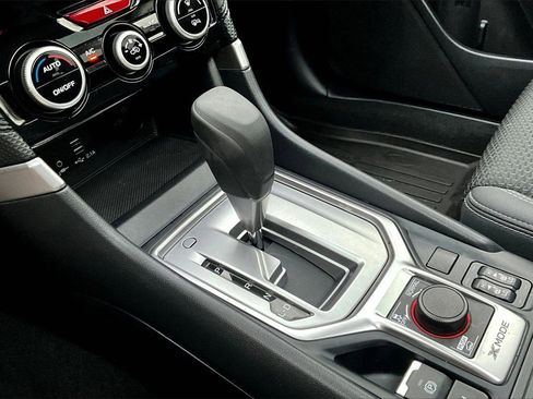 Used 2023 Subaru Forester Premium image 28