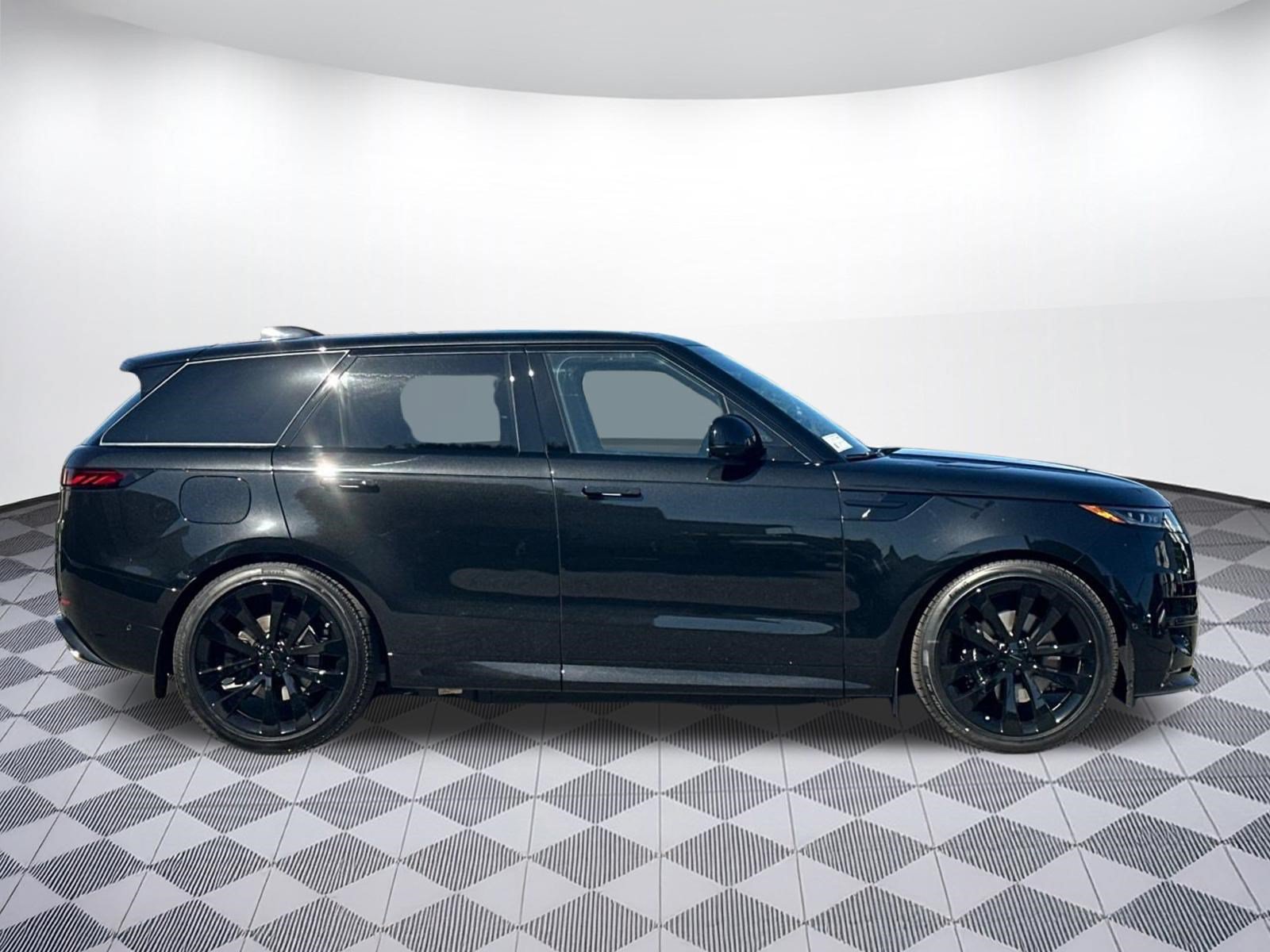 New 2026 Land Rover Range Rover Sport Dynamic SE AWD/4WD image 8