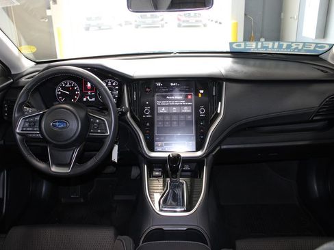 Used 2025 Subaru Outback Premium AWD/4WD image 14