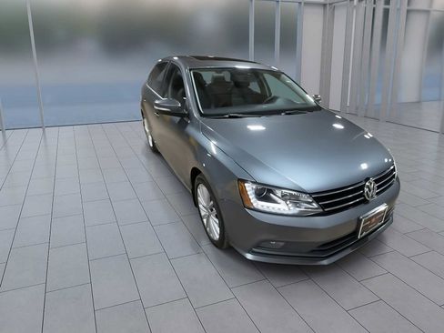 Used 2016 Volkswagen Jetta SEL image 5
