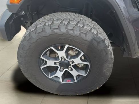 Used 2021 Jeep Wrangler Unlimited Rubicon AWD/4WD image 13