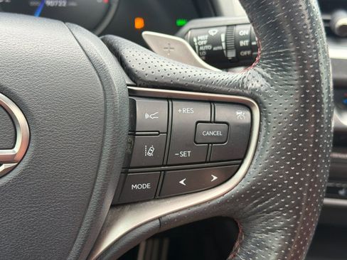 Used 2019 Lexus UX 200 F Sport w/ F Sport Premium Package FWD image 27