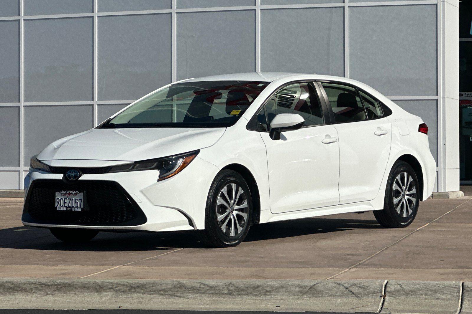 Used 2022 Toyota Corolla LE FWD image 10