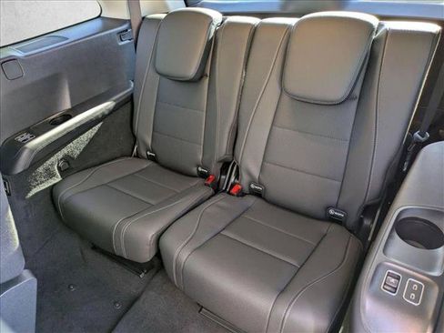 Certified 2026 Mercedes-Benz GLS 450 4MATIC image 22
