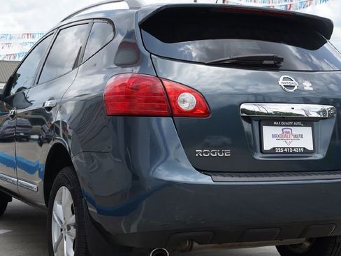Used 2013 Nissan Rogue SV image 5