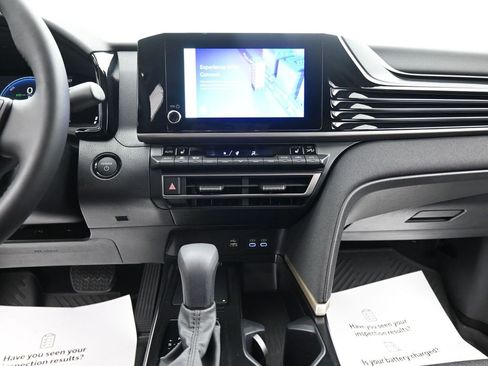 Used 2026 Toyota Camry LE image 22