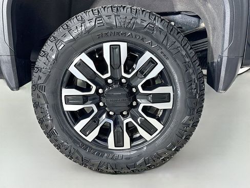 Used 2024 GMC Sierra 3500 Denali Ultimate image 31