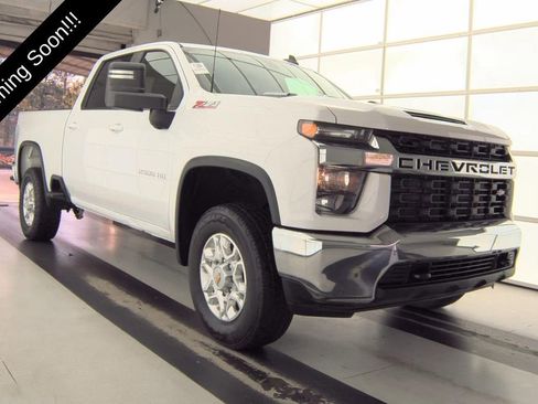 Used 2023 Chevrolet Silverado 2500 LT image 4