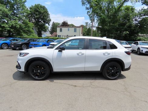 New 2026 Honda HR-V Sport image 3