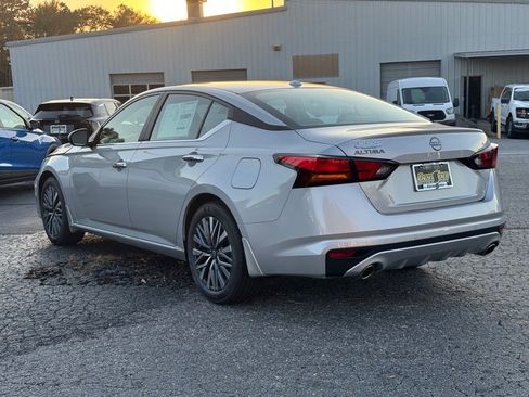 New 2025 Nissan Altima 2.5 SV w/ SV Premium Package image 5
