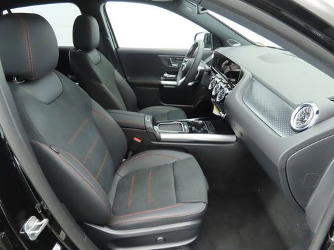 Certified 2025 Mercedes-Benz GLA 250 GLA 250 image 20