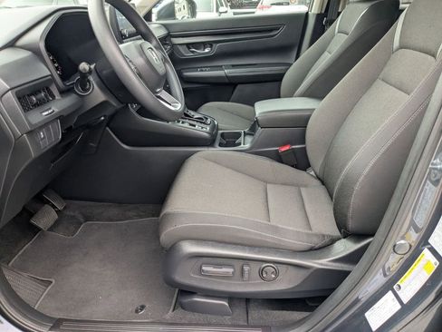 Used 2025 Honda CR-V EX image 11