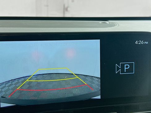 Used 2025 Hyundai Kona SEL image 22