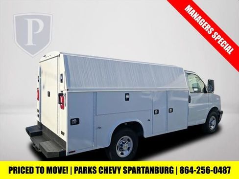 New 2025 Chevrolet Express 3500 w/ Power Convenience Package image 5