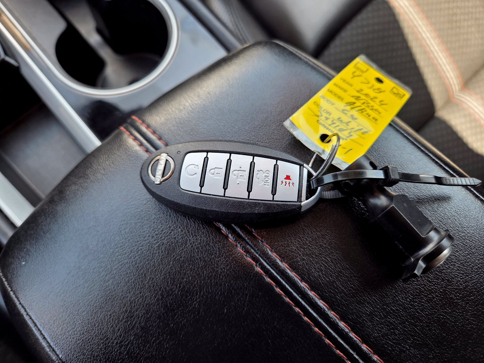 Used 2024 Nissan Altima 2.5 SR FWD image 28