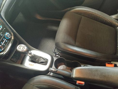 Used 2015 Buick Encore FWD image 26