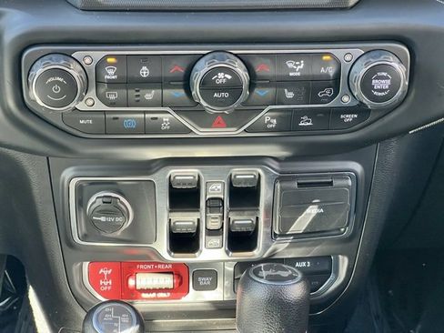 Used 2022 Jeep Wrangler Unlimited Rubicon 4xe w/ Cold Weather Group image 28